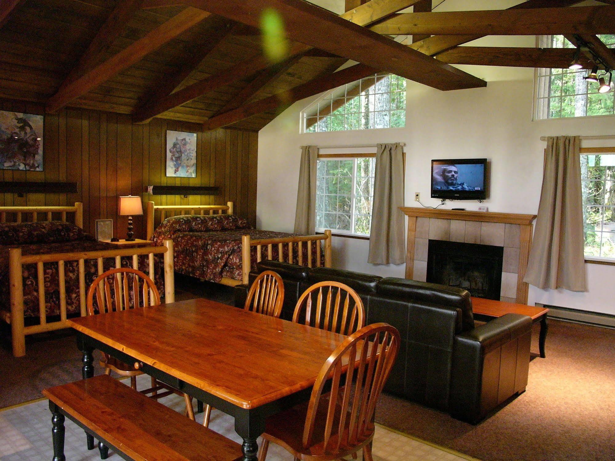 Mountain View Lodge - No Pets Allowed パックウッド エクステリア 写真